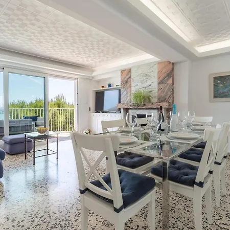 Voramar On Pinewalk * Pollença